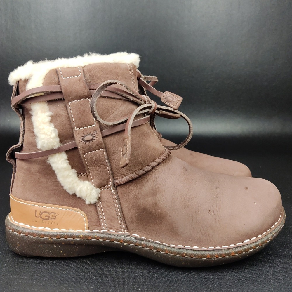 UGG Boots Women 7 Brown Sunburst Ankle Leather Shearling Wrap Lace 5587